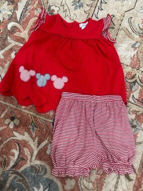Mickey Mouse swing top set